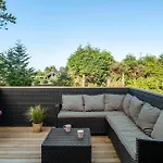 2 Bedroom Amazing In *