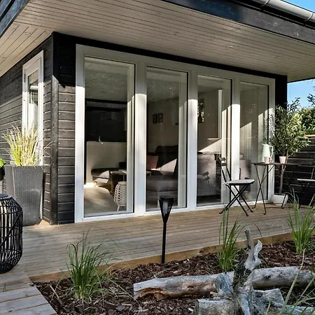 2 Bedroom Amazing In Casa vacanze Hals