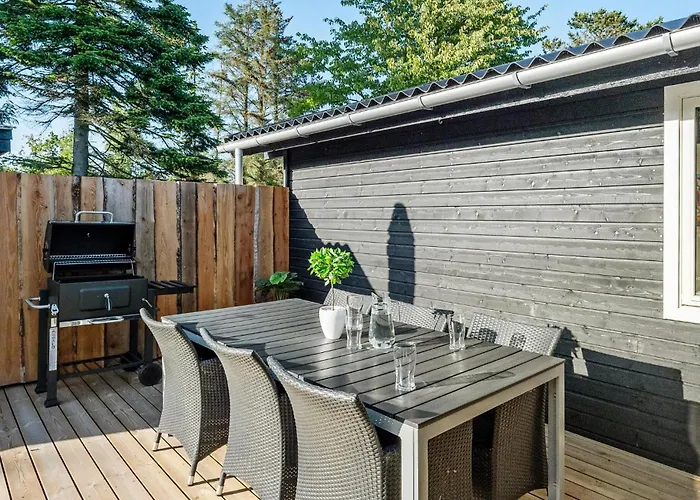 2 Bedroom Amazing In *